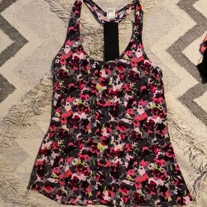 Hang ten razor back flows tank